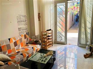 Nhà 2,5 tầng nguyễn thiện thuật  đường ô tô [ cách biển trần phú  400m ]  giá 5,5 tỷ.