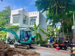 [ đất hẻm củ chi  ngang 5,5m ]  cách biển hòn chồng 300m. giá 3,680 tỷ.