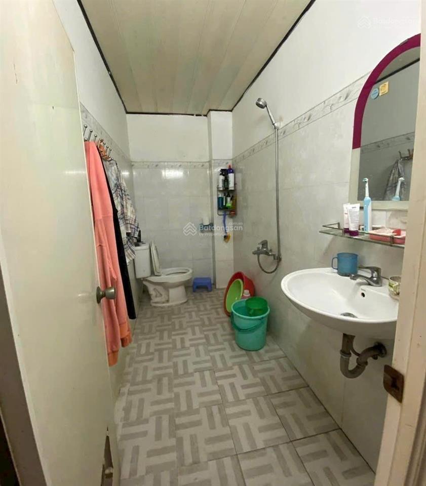 Nhà 2 tầng, góc 2 mặt tiền nguyễn hiền, sát mai xuân thưởng ra biển hòn chồng 250m giá 14 tỷ