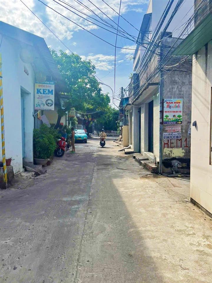 Mặt tiền hoà trung, khá gần nguyễn chích, cách biển hòn chồng 1,6km, giá 2,8 tỷ