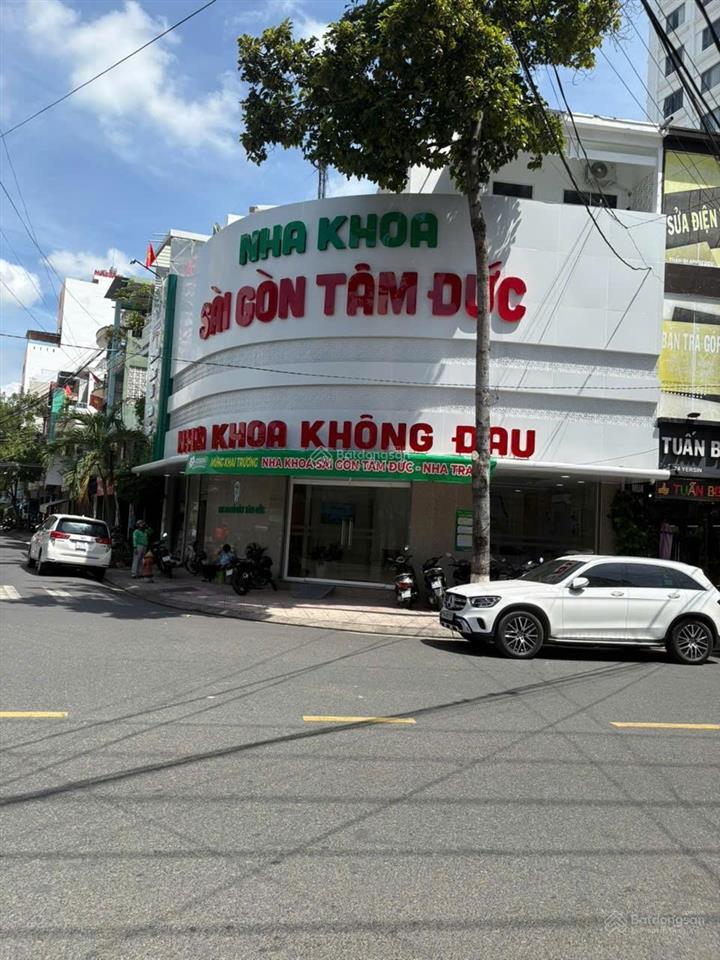 Mặt tiền yersin tttp nha trang, siêu đắc địa, cách biển trần phú 650m
