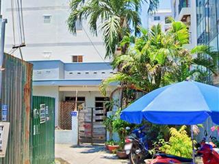 Nhà quân trấn, hùng vương  cách biển trần phú 190m, hẻm ba gác cách đường ô tô 15m giá 5,4 tỷ.