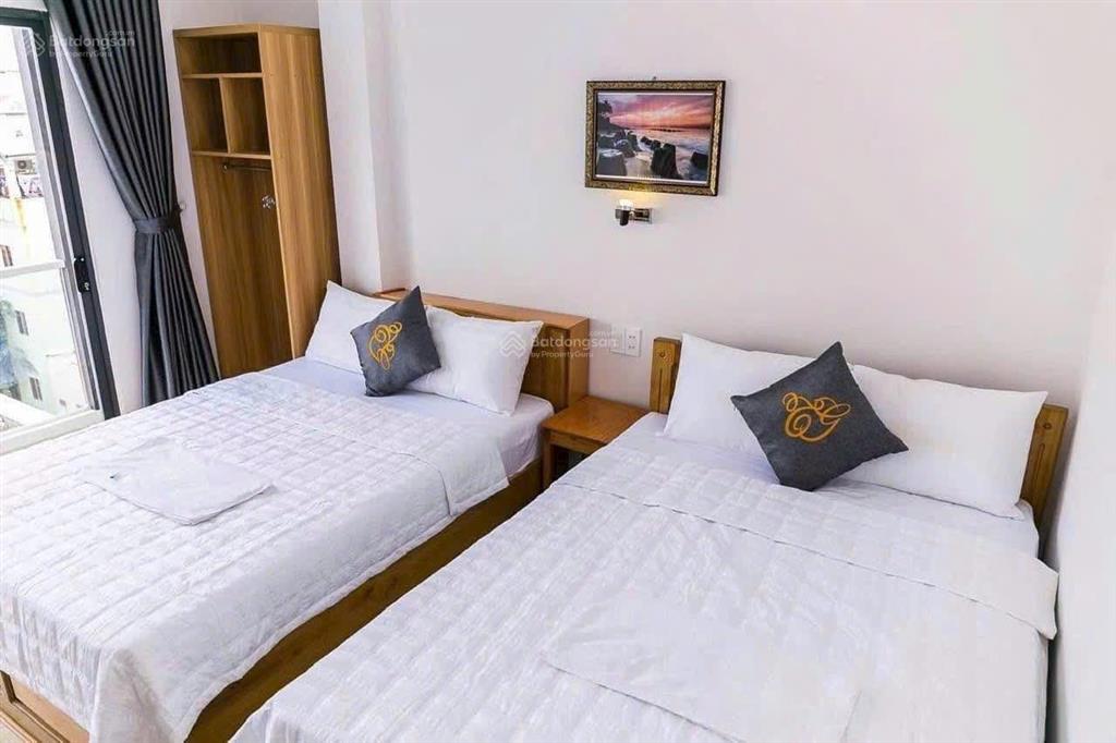Khách sạn 6,5 tầng hoàng hoa thám, siêu mê, ra biển trần phú 250m, giá 20,5 tỷ