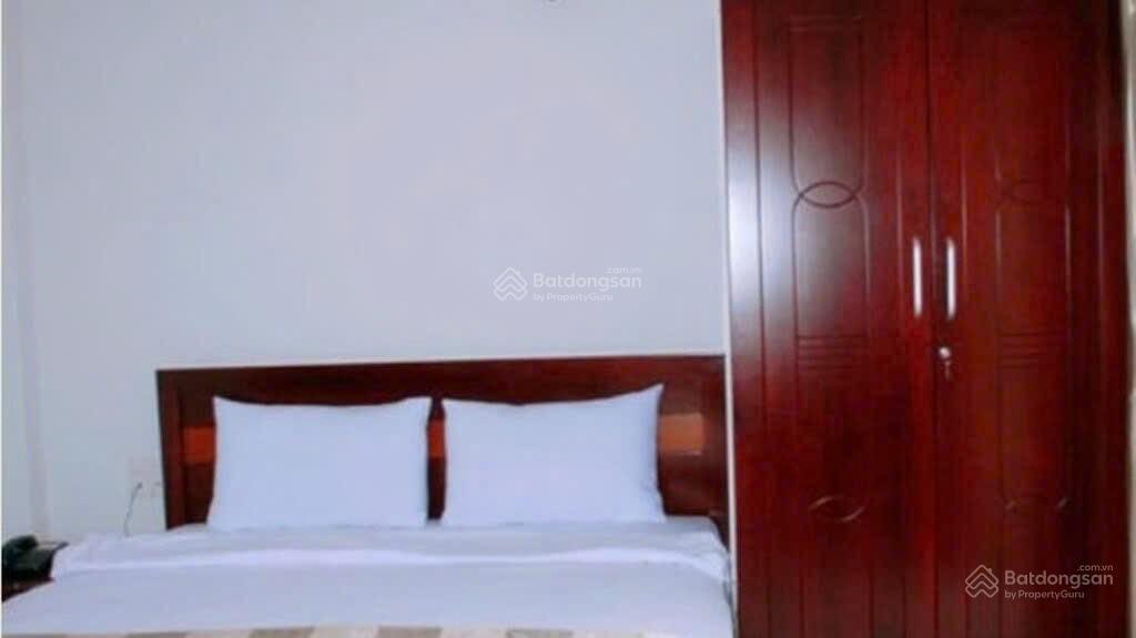 Khách sạn 3 tầng, mini hẻm nguyễn thiện thuật, giá mềm  ra biển trần phú 290m giá 15,5 tỷ