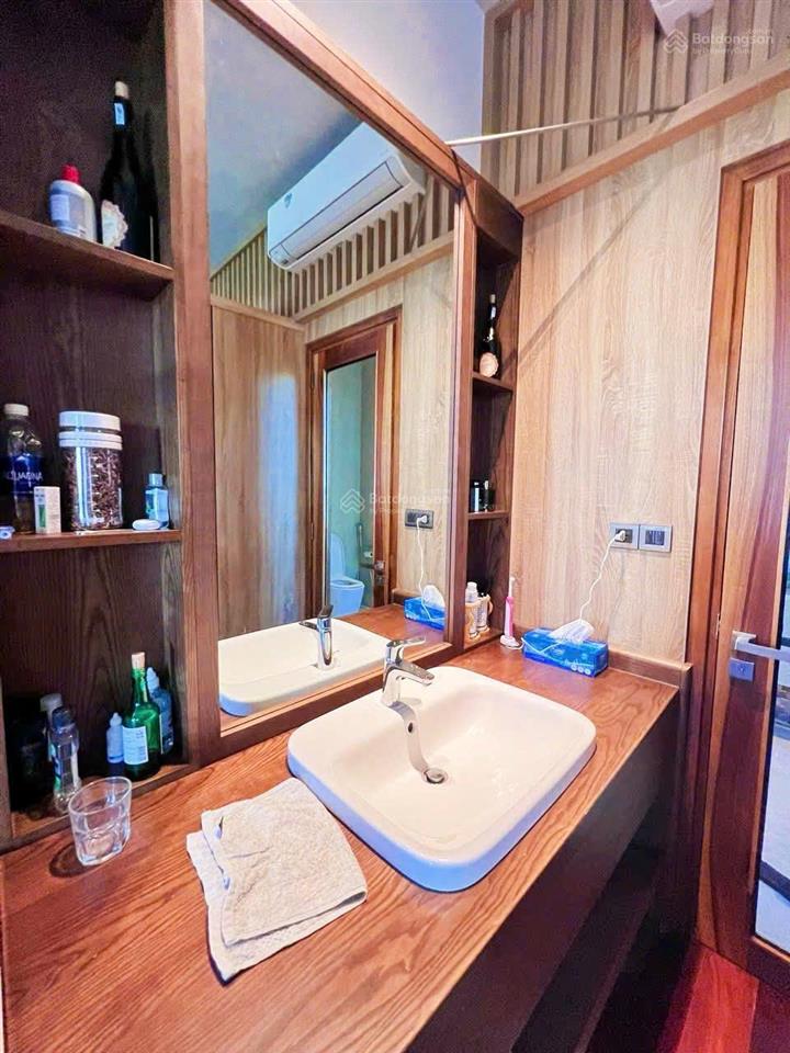 Biệt thự 2 mặt tiền nguyễn khánh toàn, ngang 10m. cách biển 500m