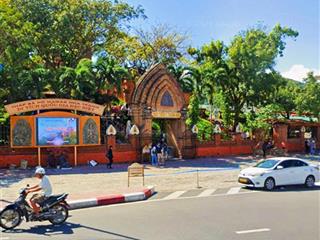 Nhà mặt tiền đường 2/4  sát tháp bà ponagar { sẵn dòng tiền cho thuê }  giá  36 tỷ