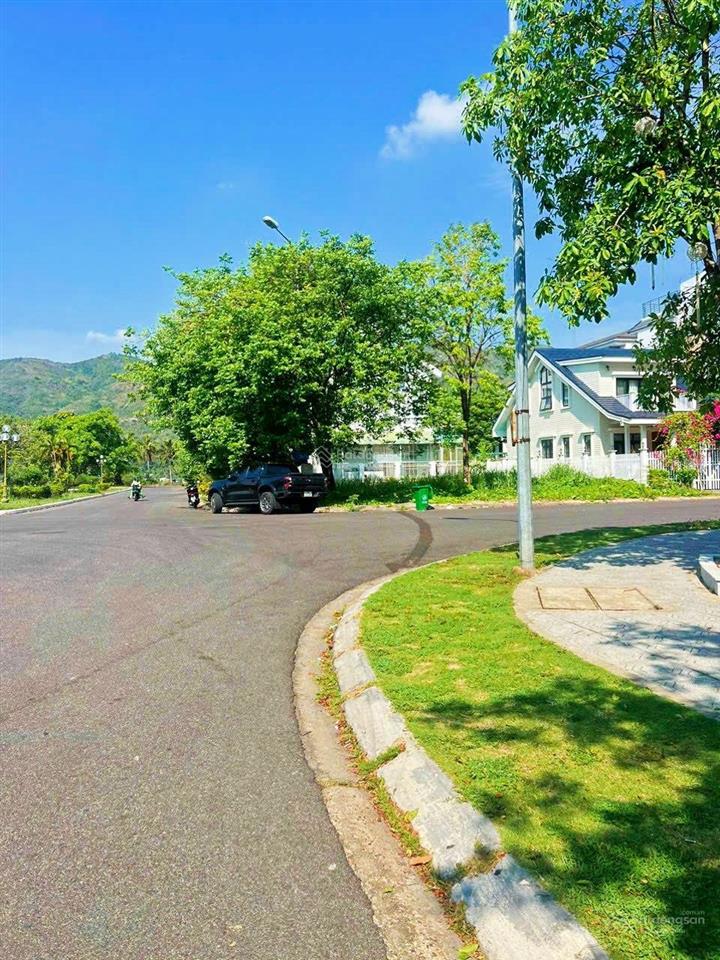 Lô đất siêu vip 1000m² siêu to an viên  120 tỷ