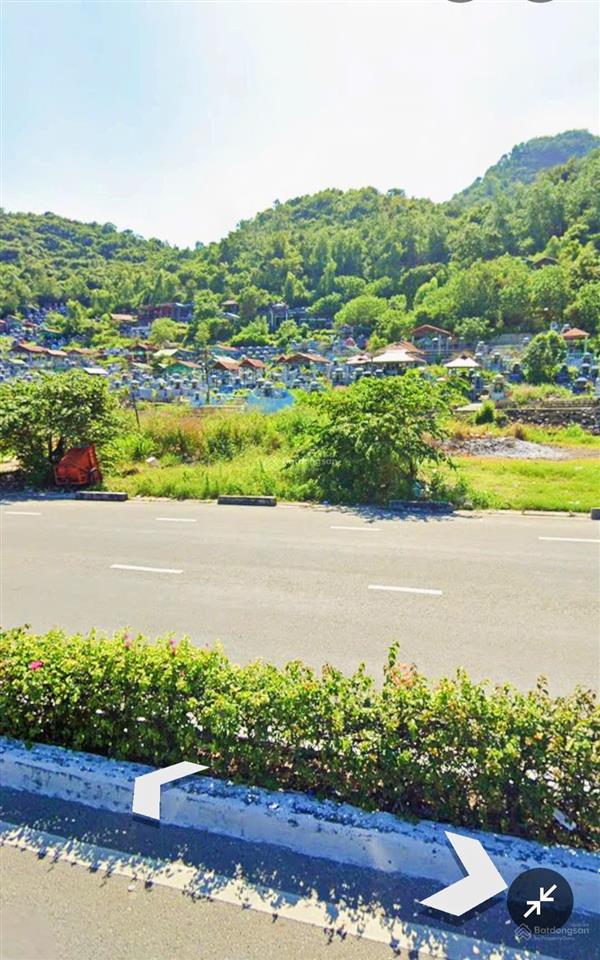 Nhà 2 tầng & 2 mặt tiền đường 2/4, bên kia đường là view nghĩa trang. giá 4,150 tỷ