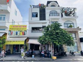 { nhà 3 tầng  2 mặt tiền cù huân  sát biển trần phú } * cạnh tháp bà ponagar *  giá  10,4 tỷ