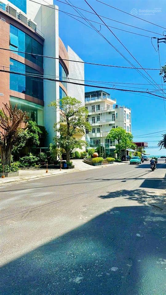 2 mặt tiền dương hiến quyền, ngang gần 6,8m * giáp mường thanh ba làng * giá 22,5 tỷ