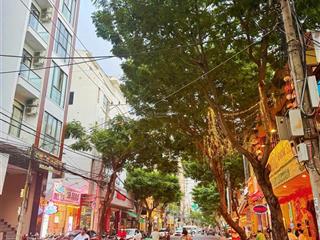 Nhà 5,5 tầng, mặt tiền hồng bàng  thu nhập thụ động 50tr/ tháng  giá 26 tỷ.