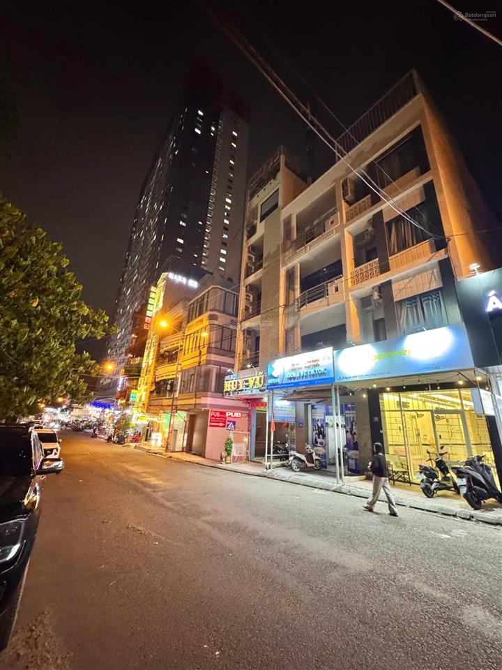 [ nhà 4 nguyễn đình chiểu  gần đại học nha trang ] * ra biển hòn chồng 350m  giá 14,5 tỷ