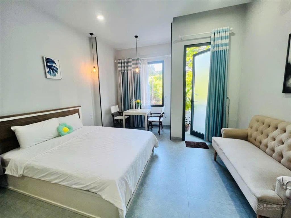 [ nhà 4 nguyễn đình chiểu  gần đại học nha trang ] * ra biển hòn chồng 350m  giá 14,5 tỷ