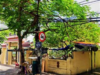 Hẻm đường tháp bà, đi ra biển trần phú 150m * cách chỗ đậu ô tô 50m. giá 5,6 tỷ