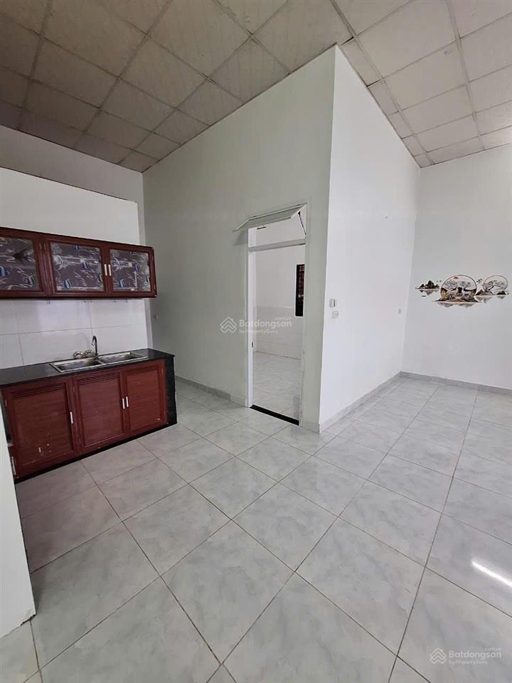 Nhà hẻm củ chi  khá mới ở bao ổn áp * cách biển 450m. giá 4,3 tỷ.