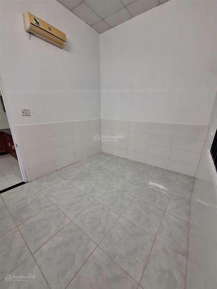 Nhà hẻm củ chi  khá mới ở bao ổn áp * cách biển 450m. giá 4,3 tỷ.