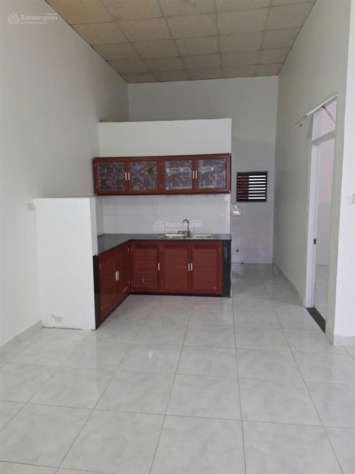 Nhà hẻm củ chi  khá mới ở bao ổn áp * cách biển 450m. giá 4,3 tỷ.