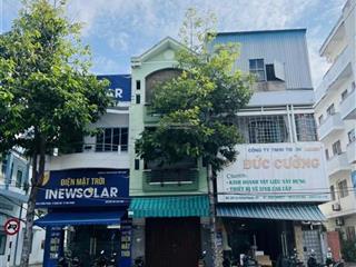 [ nhà 3 tầng mặt tiền lê hồng phong  không dính giải phân cách ]  giá 10 tỷ.