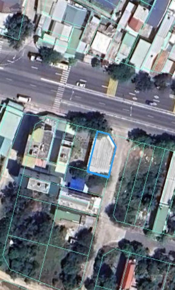 Góc 2 mặt tiền, đường nguyễn tất thành, cách diamond bay 500m, giá 9,5 tỷ