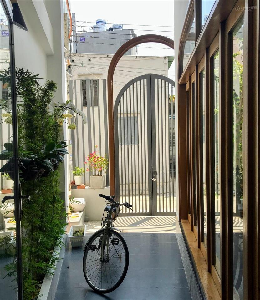 Mini hotel 5,5 tầng, chuẩn chỉnh pccc  sát điện biên phủ thu nhập 50tr/ tháng giá  17 tỷ