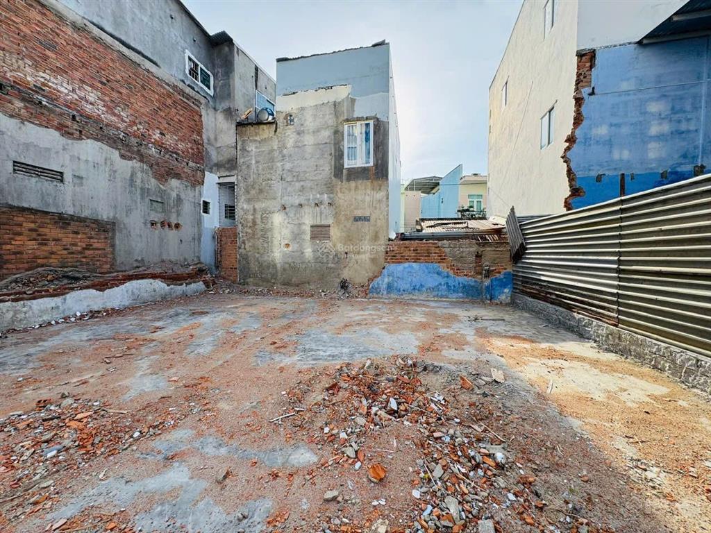 Đoàn trần nghiệp  ngang 8m * hẻm ô tô quay đầu vi vu