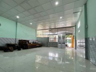 Nhà nguyễn xiển  gần trường trung cấp kỹ thuật miền trung ,cách biển hòn chồng 3,5km.giá 7,5 tỷ.