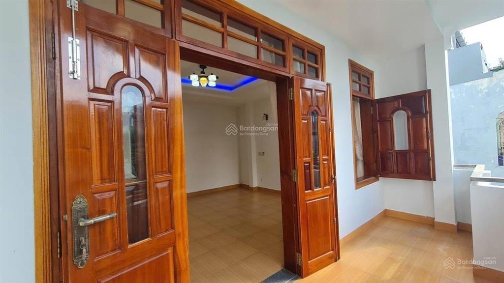 Nhà 3 tầng trần thị tính  ô tô vi vu giá 8,5 tỷ