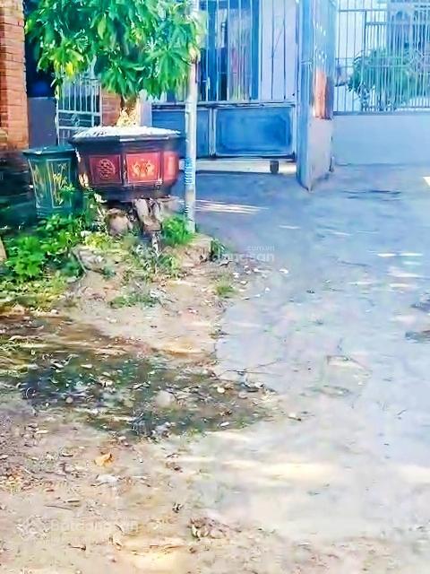 Đường ô tô gần ngã tư đường hòn chồng ( sau lưng vietcombank ), bên kia đường 2/4. giá 4,020 tỷ