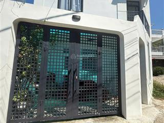 Nhà 1,5 tầng new 100% , 3 mặt tiền dương vân nga hẻm ô tô * cách đường 2/4 600m. giá 3,5 tỷ