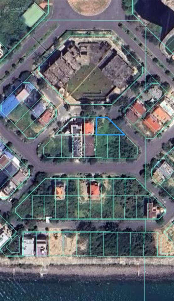 Vị trí đỉnh cao, góc 2 mặt tiền kdt an viên  đối diện chung cư ,cách biển  100m giá  33 tỷ