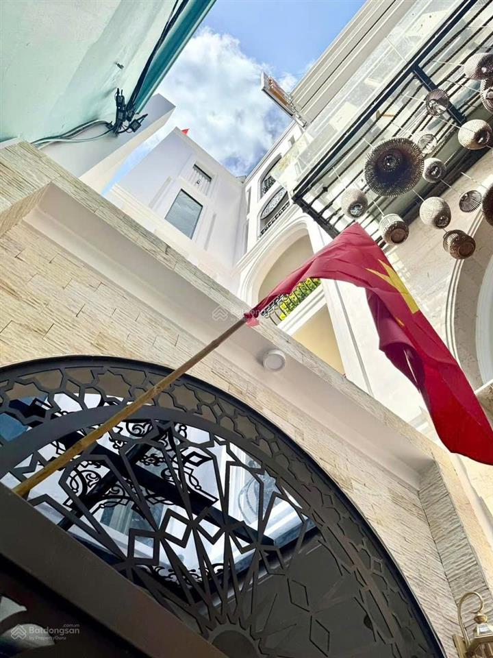 [ toà căn hộ 5 tầng  hẻm hùng vương ] * cách biển trần phú  280m *  giá  26 tỷ