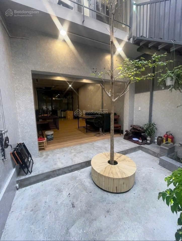 Nhà 2 tầng hoàng văn thụ, đoạn 2 chiều * sát tô vĩnh diện * giá 14 tỷ