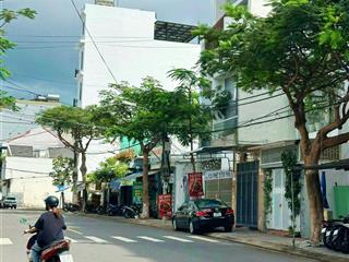 Mặt tiền dương hiến quyền  5,5m ( ra biển hòn chồng khá gần )  giá 110tr/m²