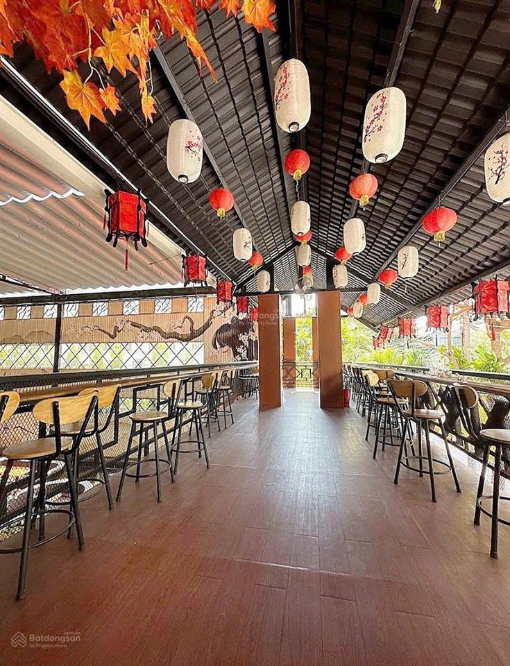 Mặt tiền củ chi gần 374m²  cách biển hòn chồng 100m.  giá 56 tỷ