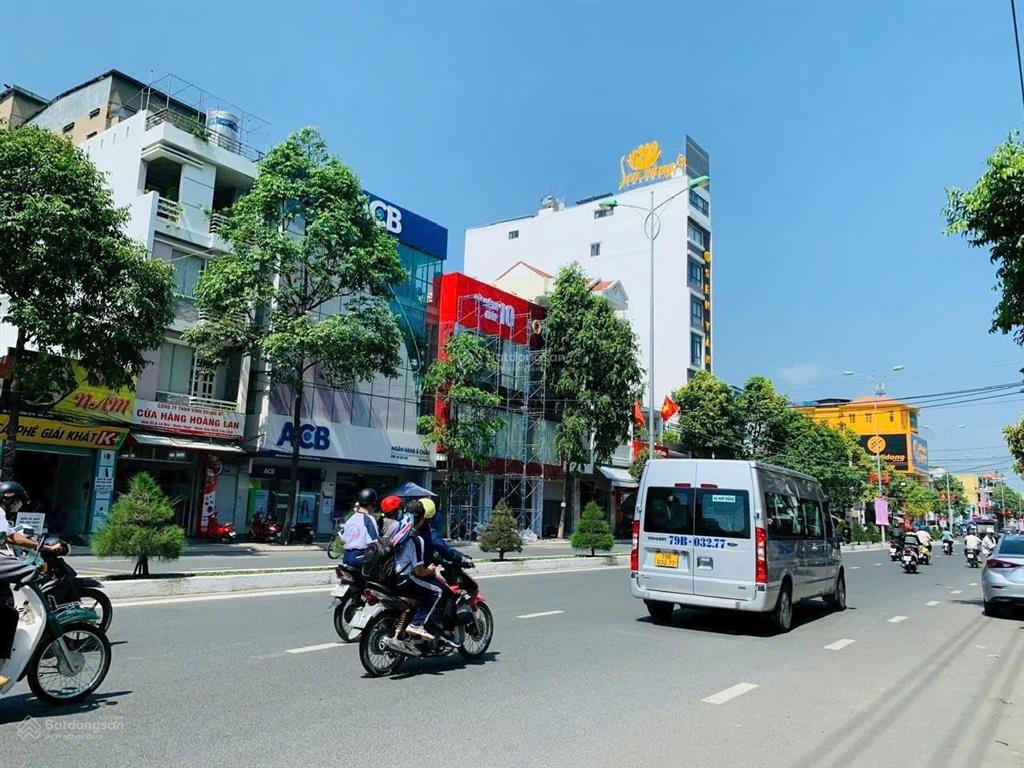 Nhà 3 tầng 23/10  đối diện chùa long sơn ( phù hợp cho người tu hành đắc đạo giá 17 tỷ