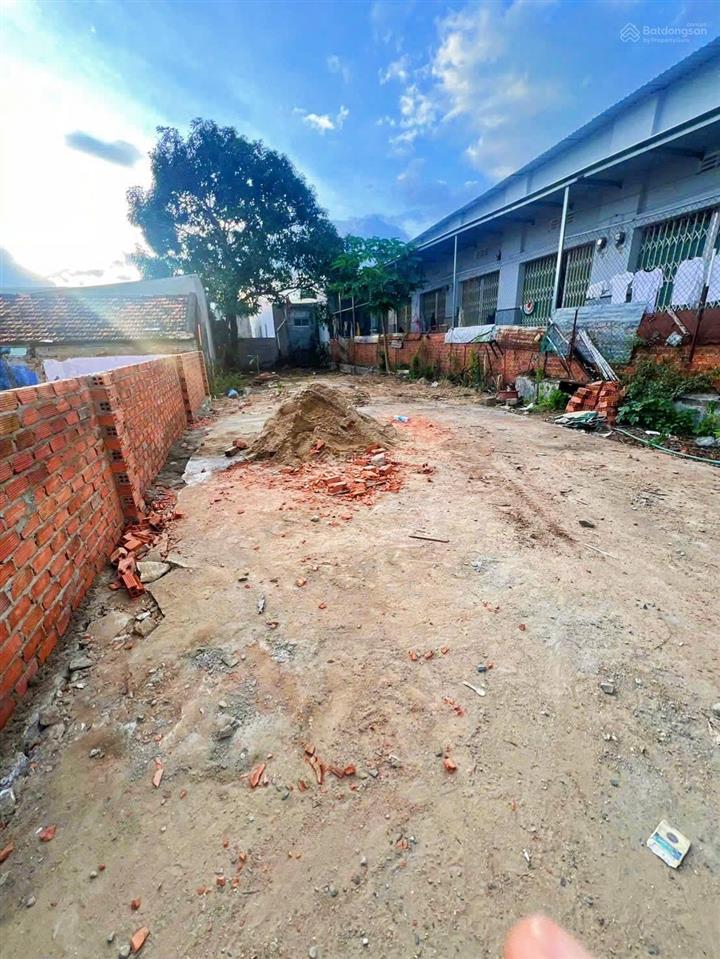 [ đất ô tô hẻm nguyễn chích  cách biển hòn chồng 900m ]  giá 27tr/m²