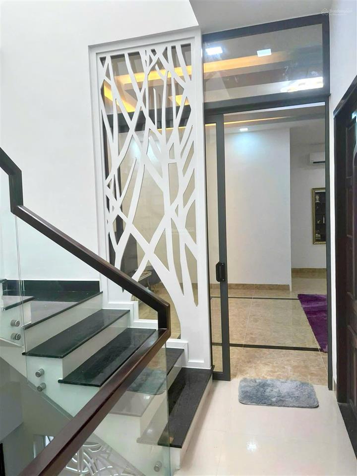 [ nhà 4 tầng mặt tiền đường 2/4  có thang máy ]  gần tôn thất tùng  giá 17 tỷ