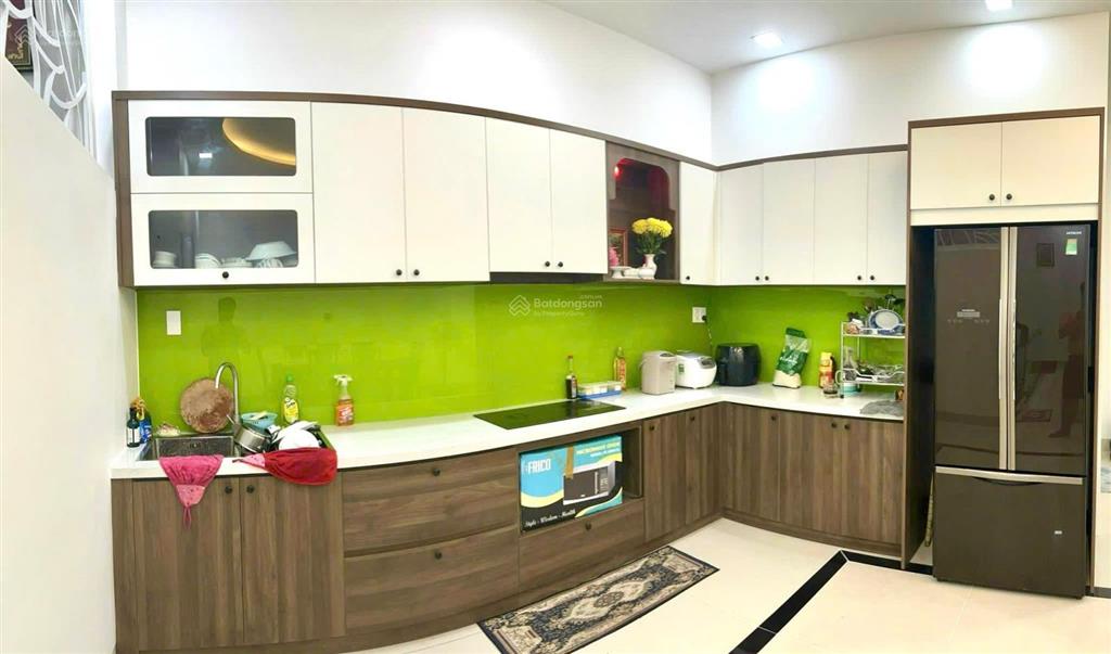 [ nhà 4 tầng mặt tiền đường 2/4  có thang máy ]  gần tôn thất tùng  giá 17 tỷ