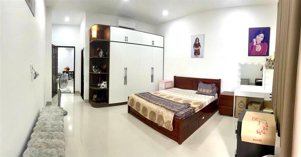 [ nhà 4 tầng mặt tiền đường 2/4  có thang máy ]  gần tôn thất tùng  giá 17 tỷ