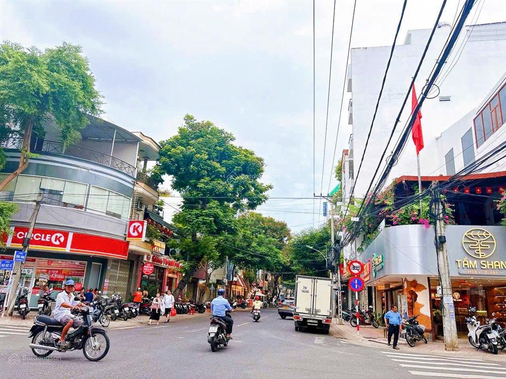 [ toà 7 tầng mặt tiền hồng bàng  ngang 4,5m ] khu phố hàn quốc bao sầm uất  giá  20,5 tỷ