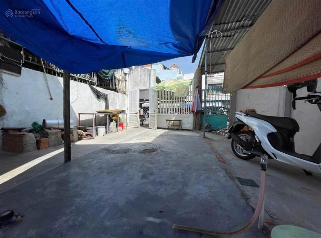 Mặt tiền dương hiến quyền  đối diện mầm non sao biển ba làng } đi ra biển  200m. giá 11,5 tỷ