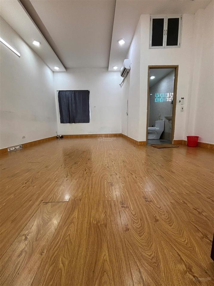 Cho thuê nhà nguyên căn làm văn phòng p. tam hiệp giá thuê 12tr/ tháng