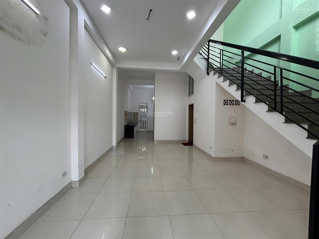 Cho thuê nhà nguyên căn làm văn phòng p. tam hiệp giá thuê 12tr/ tháng