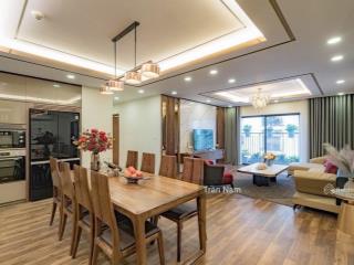 Bán căn hộ chung cư 101 láng hạ, 162m2, 3pn, tầng cao view đẹp, giá 12,4 tỷ, 162m2.  0982 914 ***