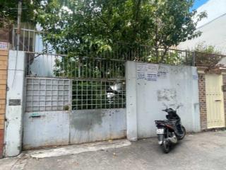 Bán gấp khuôn đất 8x26m, vuông vức, đang làm bãi giữ xe ô tô, p24, bình thạnh giá chỉ 89tr/m2