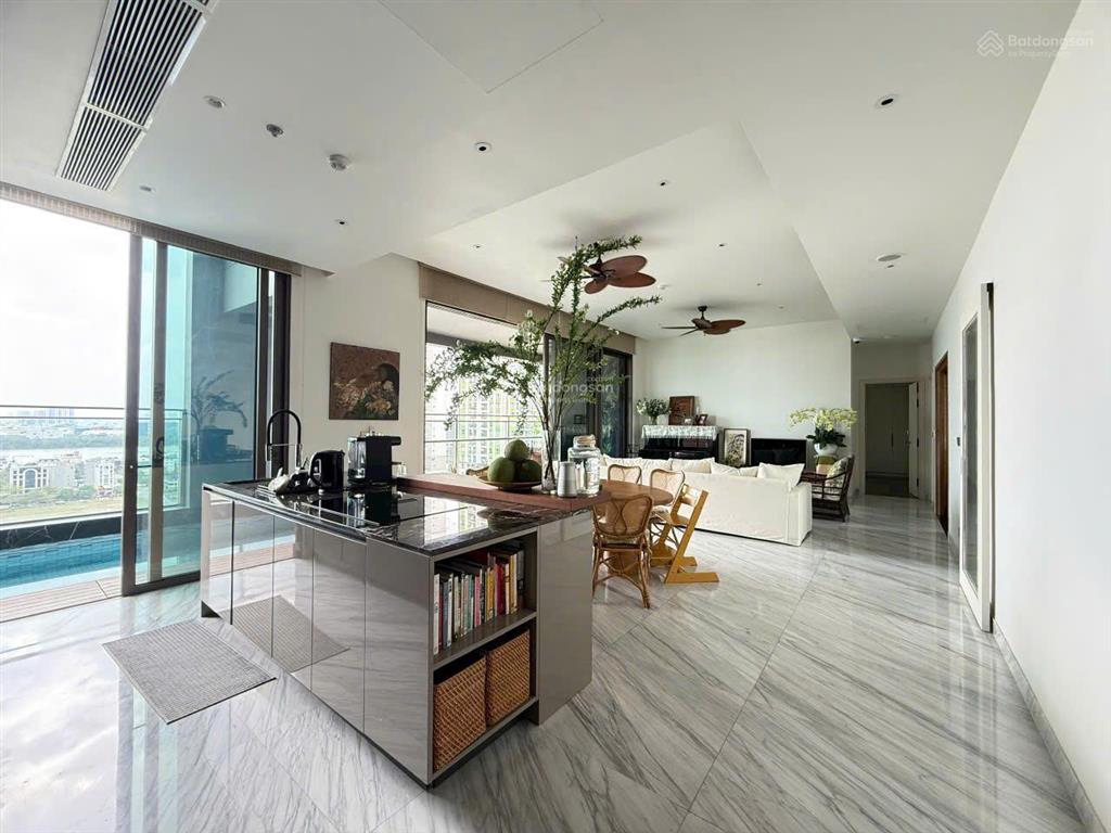 Bán biệt thự trên không 4 phòng ngủ 325m2 có hồ bơi riêng, nội thất cao cấp, view sông sài gòn