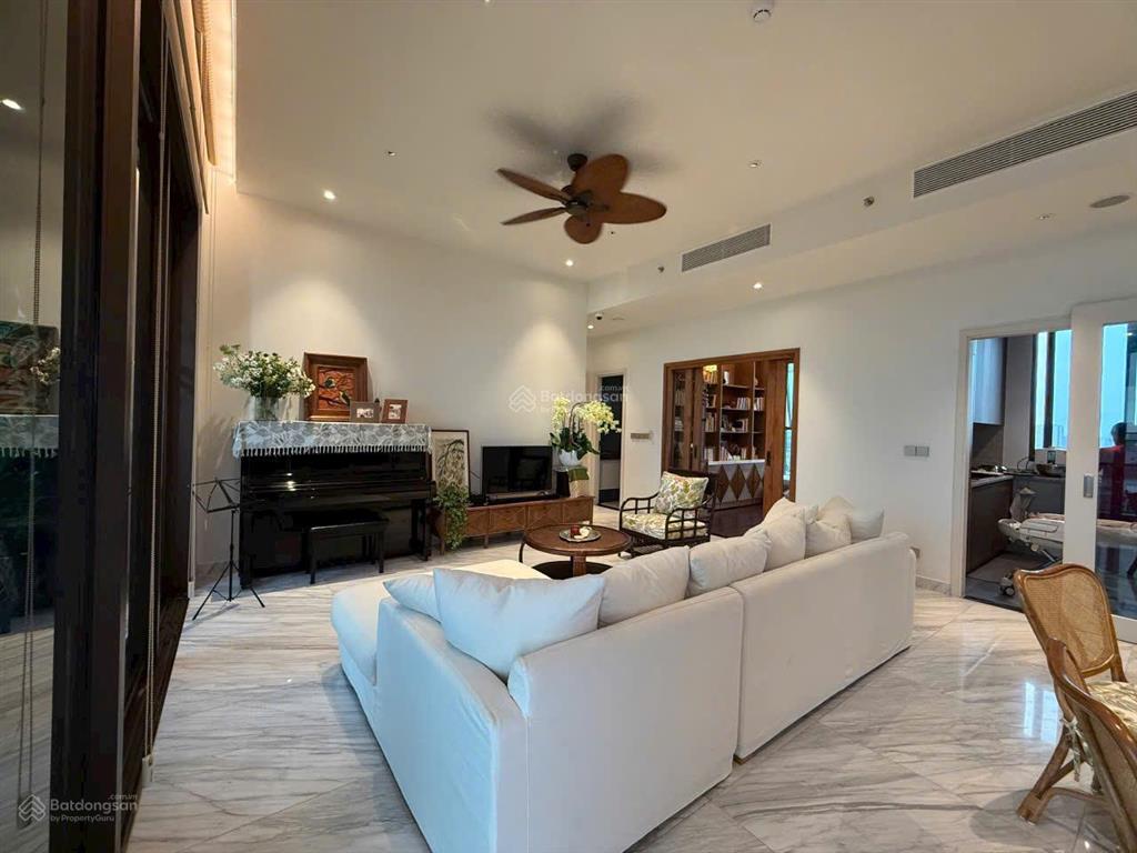 Bán biệt thự trên không 4 phòng ngủ 325m2 có hồ bơi riêng, nội thất cao cấp, view sông sài gòn