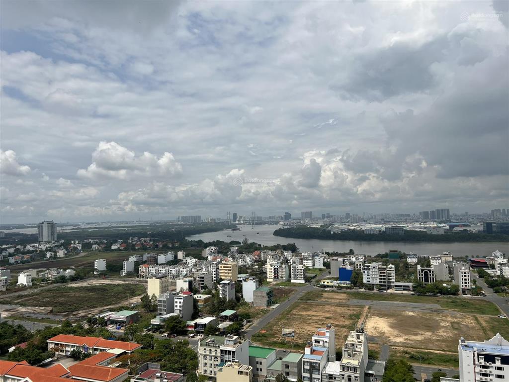 Siêu phẩm define 220m2 full nội thất tầng cao view sông sài gòn giá tốt.  0904 678 *** phú
