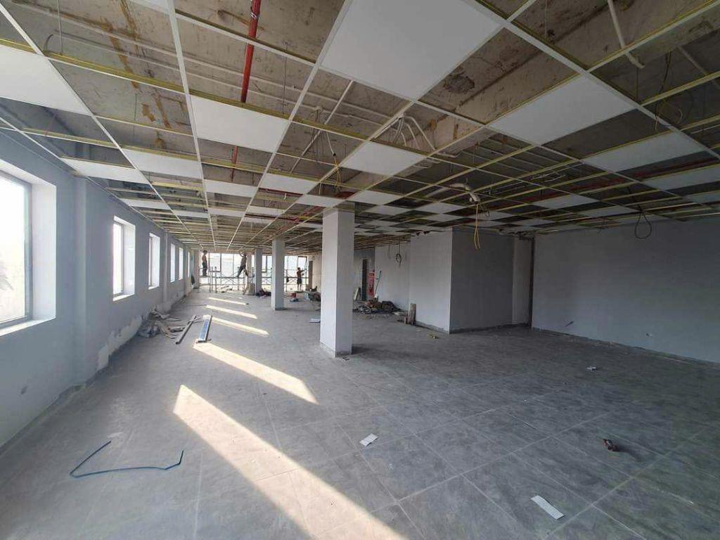 Bán Toà nhà 10 tầng 310m2 Mặt Phố Vũ Tông Phan