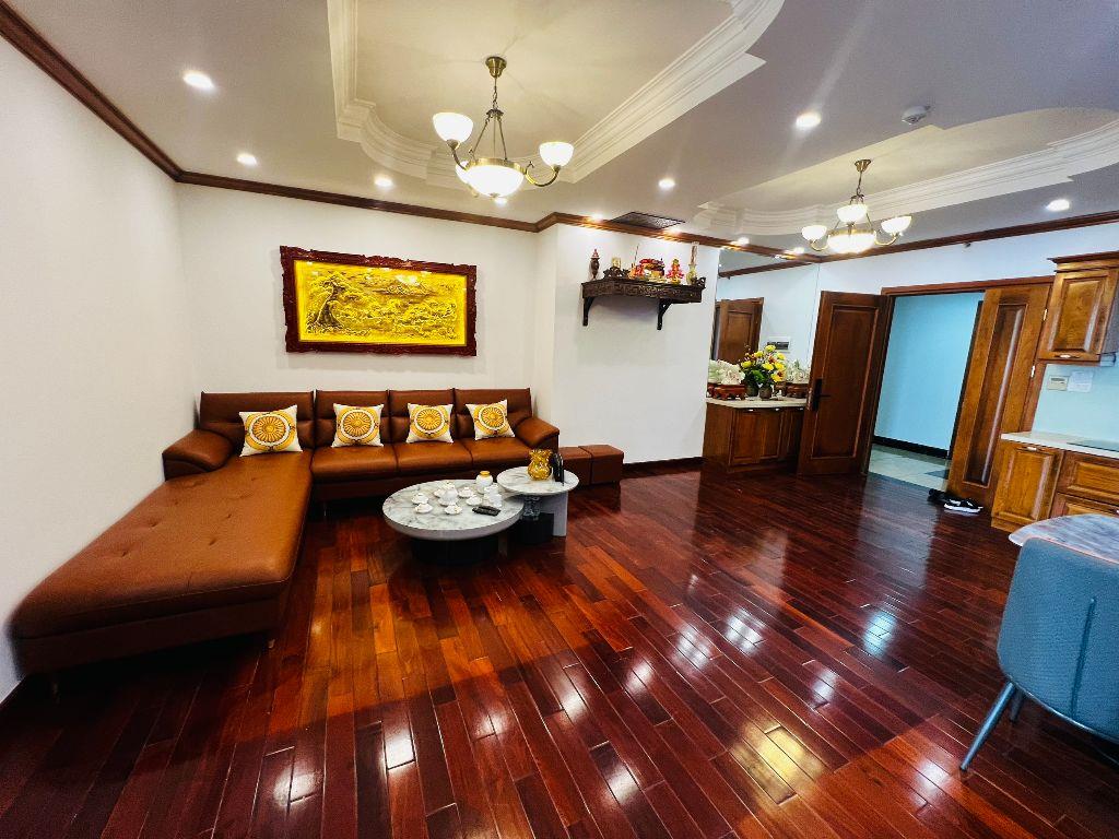 Bán căn hộ N07 Thành Thái – Cầu Giấy 112m2 3PN 2WC NHÀ ĐẸP GIÁ 9.* TỶ Nhận nhà luôn LH 0349627688